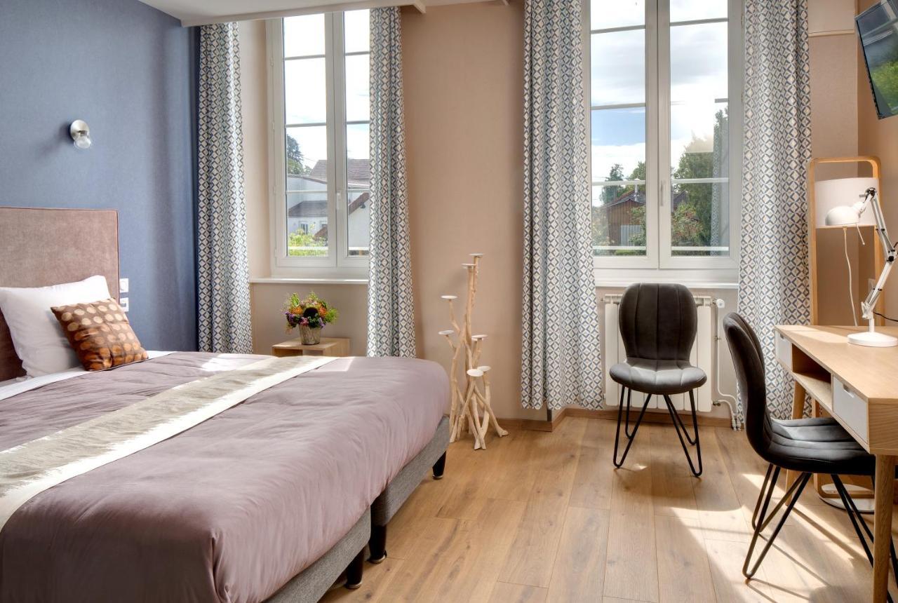 Hotel De France Montmarault Exteriör bild